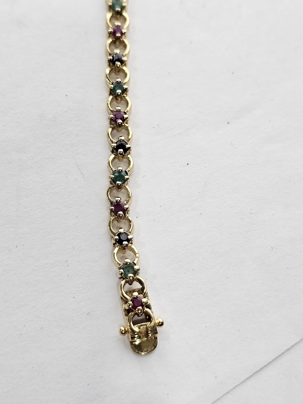 N/A elegant gold